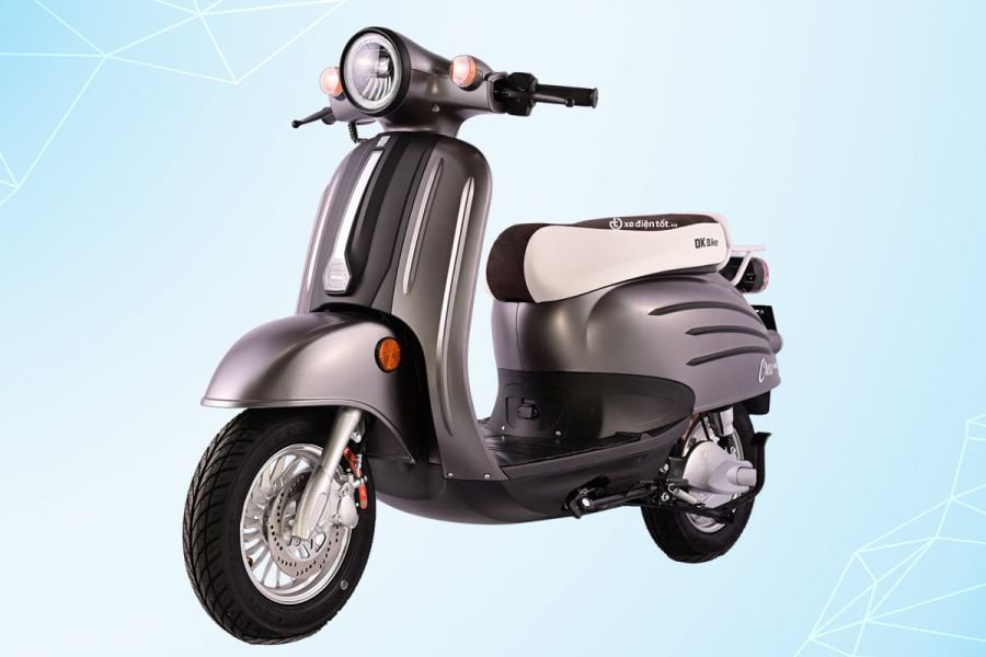 Học sinh cấp 3 phù hợp với xe máy điện Honda Mono